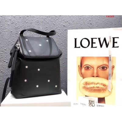 满天星 Loewe 罗意威专柜最新款Go 哪里有卖高仿罗意威背包 精仿罗意威...