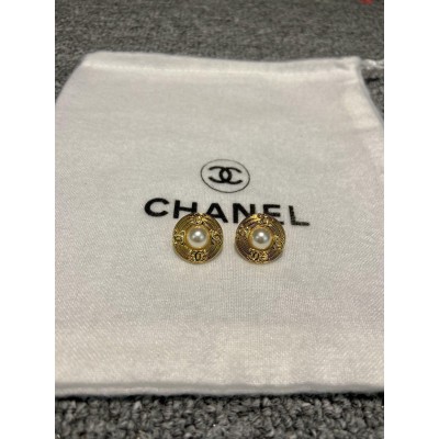 Chanel香奈儿新款小香新款耳环耳钉时髦配饰