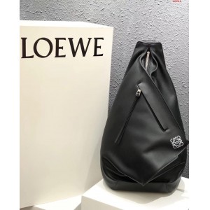 LOEWE 罗意威新品胸包061403， 网上哪里有卖高仿罗意威包包 精仿罗...