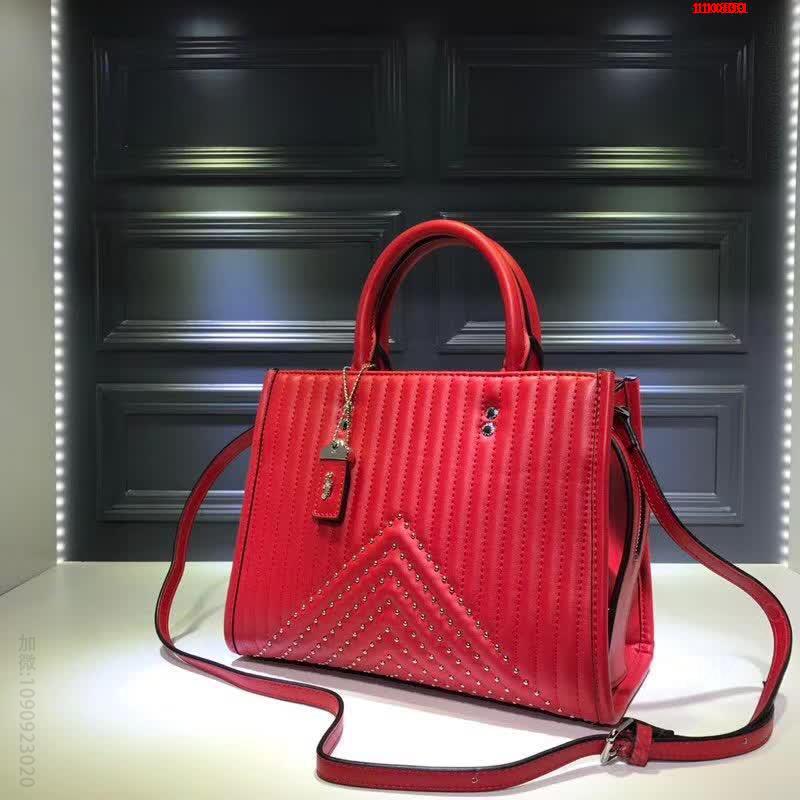 COACH蔻驰专柜新款ROGUE系 高仿蔻驰包包 精仿蔻驰女包 原版蔻驰女包 A货蔻驰女包 原单蔻驰女包 