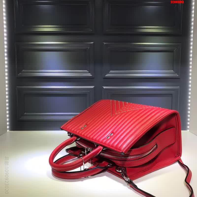 COACH蔻驰专柜新款ROGUE系 高仿蔻驰包包 精仿蔻驰女包 原版蔻驰女包 A货蔻驰女包 原单蔻驰女包 