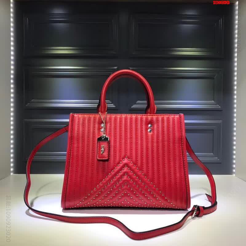 COACH蔻驰专柜新款ROGUE系 高仿蔻驰包包 精仿蔻驰女包 原版蔻驰女包 A货蔻驰女包 原单蔻驰女包 