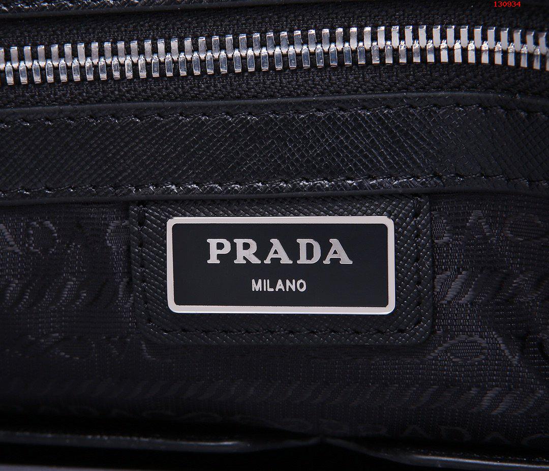 品牌名称 ：PRADA/普拉达 产品规格 高仿普拉达包包 精仿普拉达男包 原版普拉达男包 A货普拉达男包 原单普拉达男包 2VE367