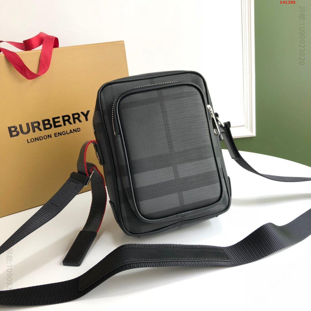 原单巴宝莉男包 巴宝莉男包Burberry巴宝莉London斜背包装饰标志性Lo原单巴宝莉男包价格 141399
