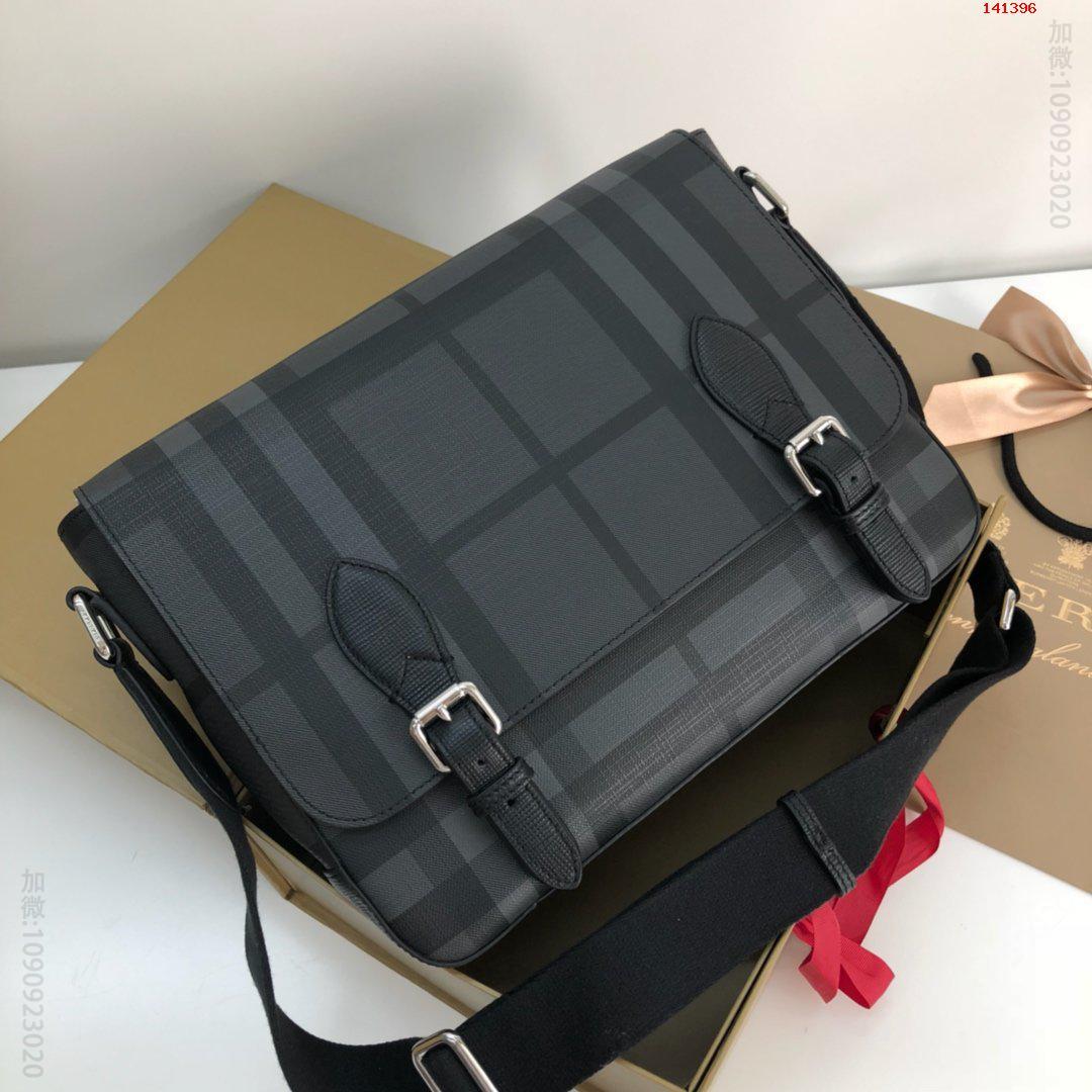 原单巴宝莉男包 巴宝莉男包Burberry巴宝莉信使包采用触感醇尚的London原单巴宝莉男包价格 141396