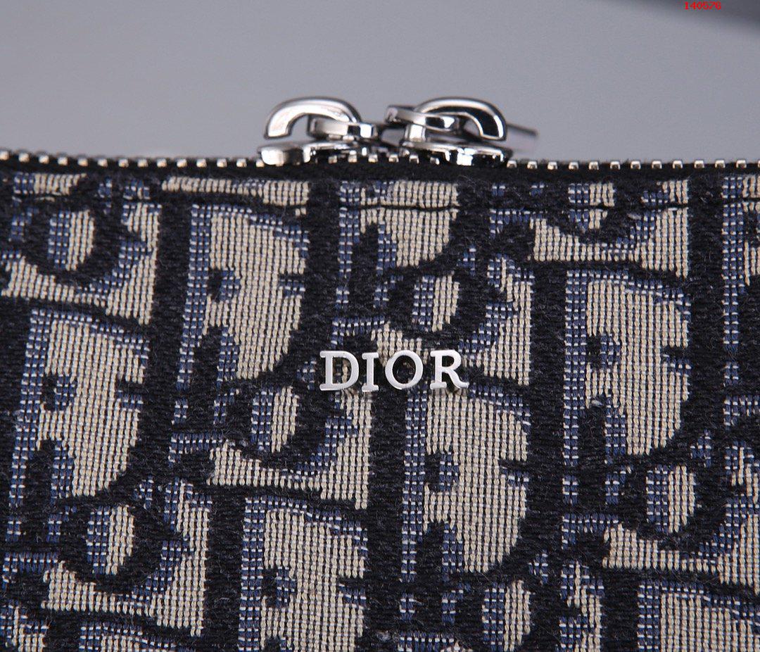 专柜正品有售顶级原单质量保修三年Dior 高仿迪奥包包 精仿迪奥男包 原版迪奥男包 A货迪奥男包 原单迪奥男包 2OBBC119YSE