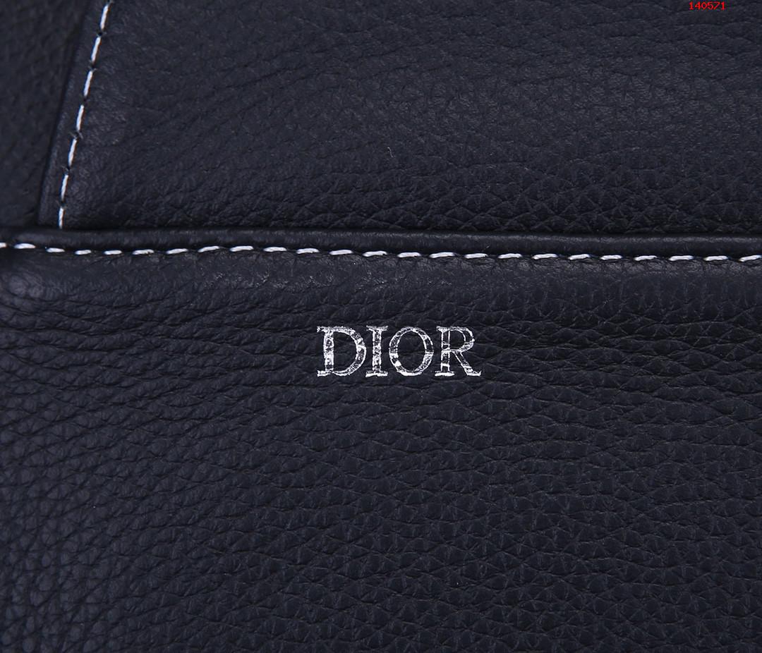 专柜正品有售顶级原单质量保修三年Dior 高仿迪奥包包 精仿迪奥男包 原版迪奥男包 A货迪奥男包 原单迪奥男包 1ADPO093