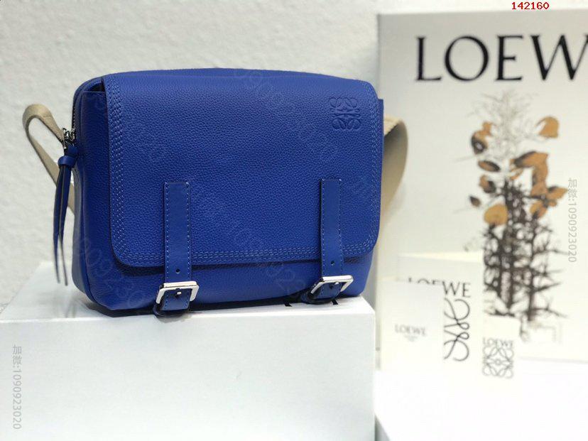 Loewe颜色蓝色militarymesse
