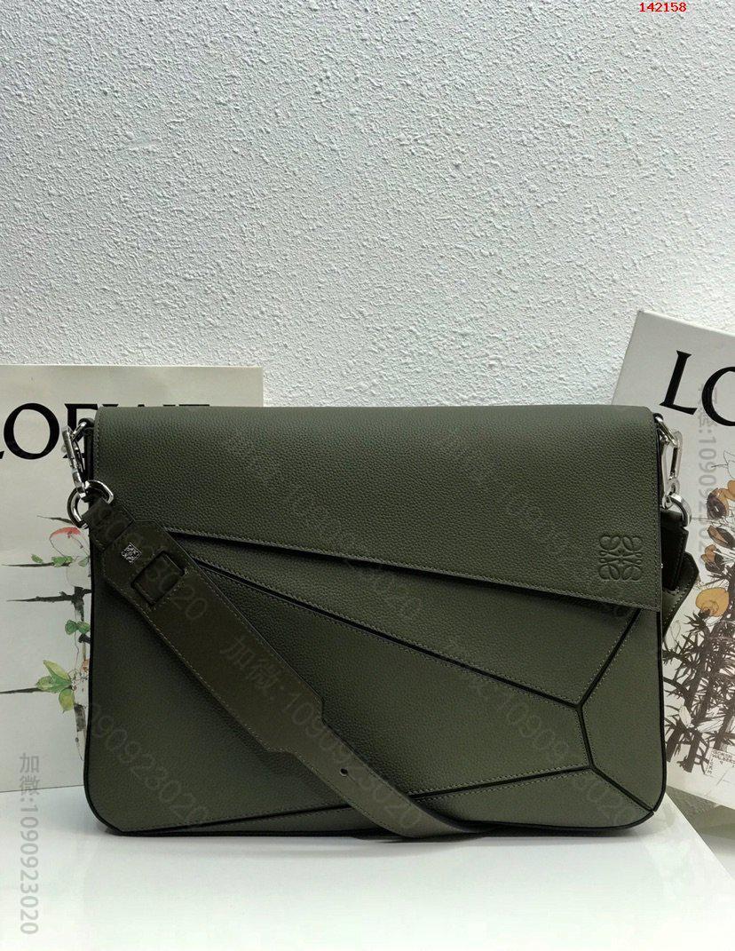 LOEWE罗意威专柜新款Puzzle男款系列