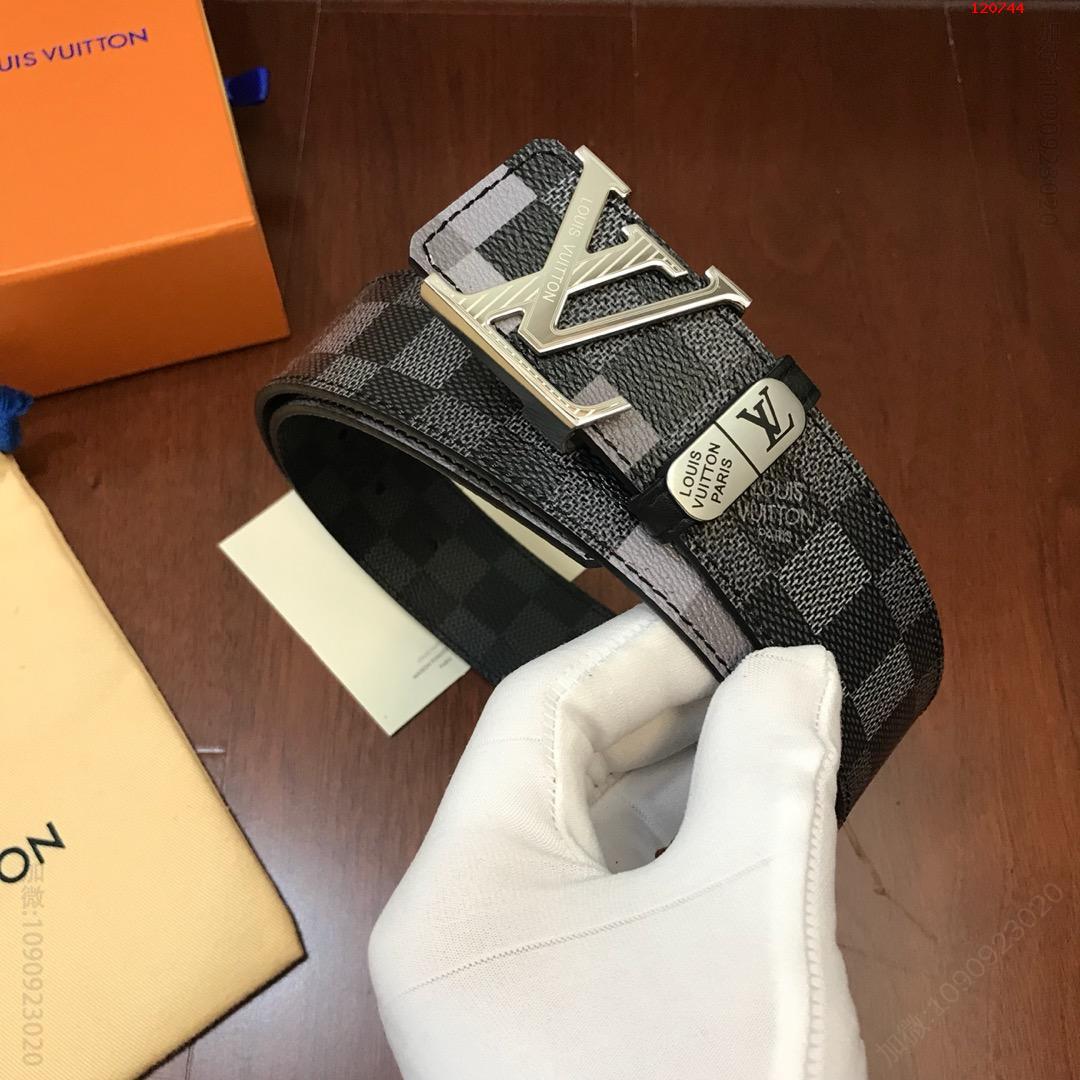 货新款黑灰格已到精品质量，L家,高仿LV 高仿路易威登皮带 精仿LV皮带 原版LV皮带 A货LV皮带 原单LV皮带和正品有什么区别 
