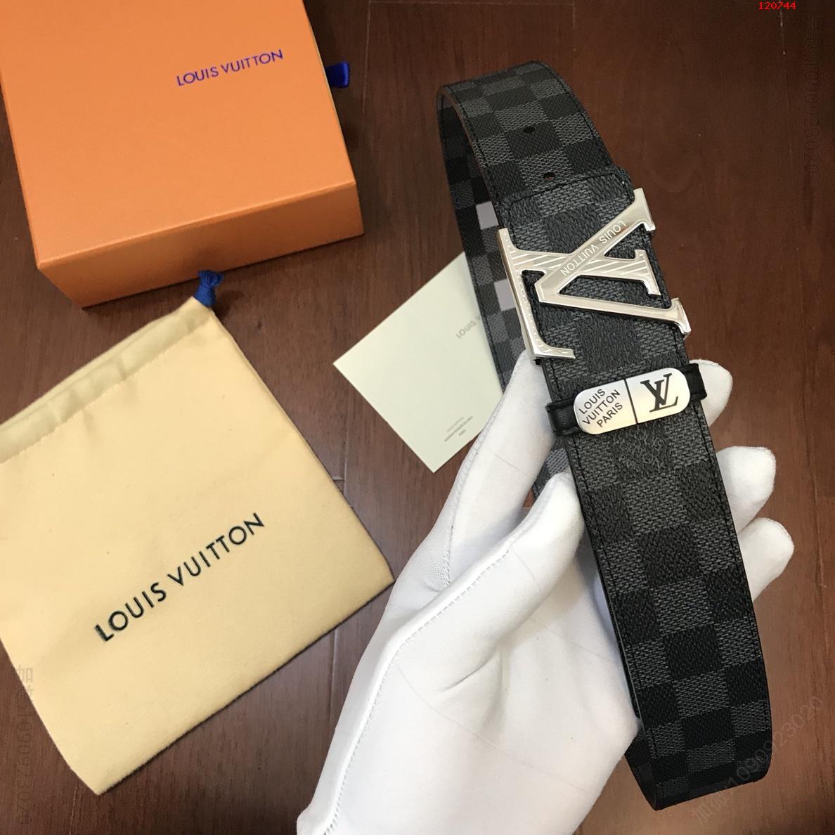 货新款黑灰格已到精品质量，L家,高仿LV 高仿路易威登皮带 精仿LV皮带 原版LV皮带 A货LV皮带 原单LV皮带和正品有什么区别 