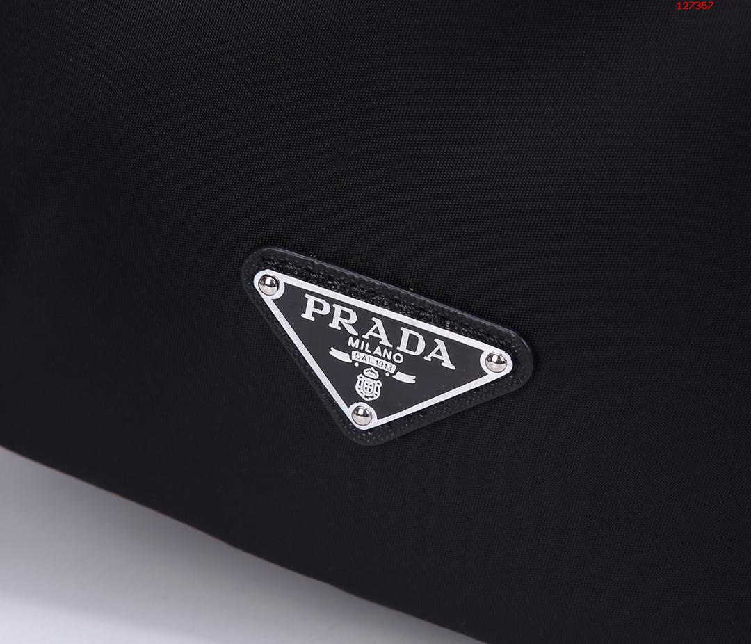 Prada顶级专柜品质原单货,高仿普拉达双 哪里有卖高仿普拉达背包 精仿普拉达双肩包 原版普拉达双肩包 A货普拉达双肩包 原单普拉达双肩包 2VZ065