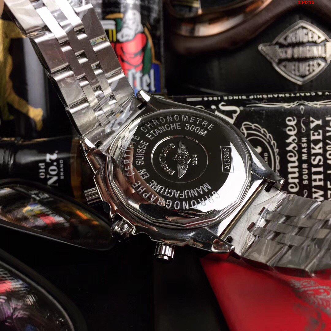 百年灵Breitling复仇者系列日本多 高仿百年灵腕表 精仿百年灵手表 原版百年灵钟表 A货百年灵腕表 原单百年灵腕表 