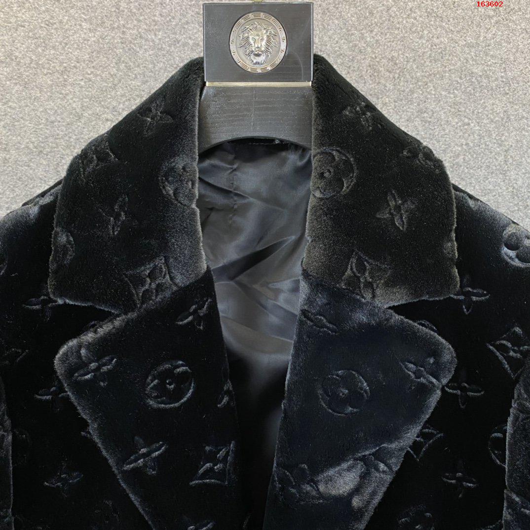 LOUISVUITT N路易威登20 高仿名牌服饰 精仿名牌皮衣 原版名牌大衣 原单A货名牌服饰 