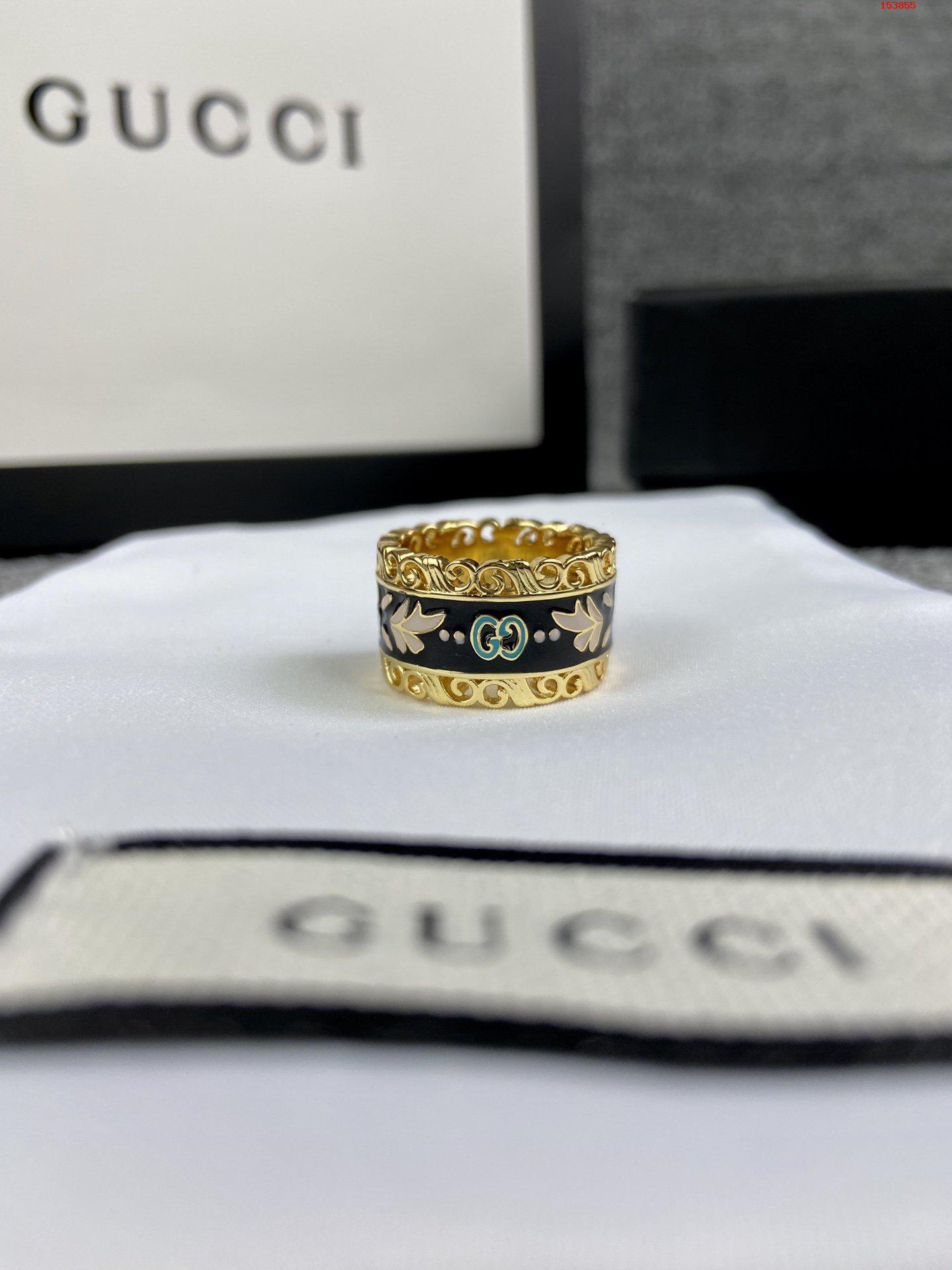 Gucci黄金色戒指搭配三种不同颜色 高仿名牌戒指 精仿名牌戒指 原版名牌戒指 A货名牌戒指 原单名牌戒指 