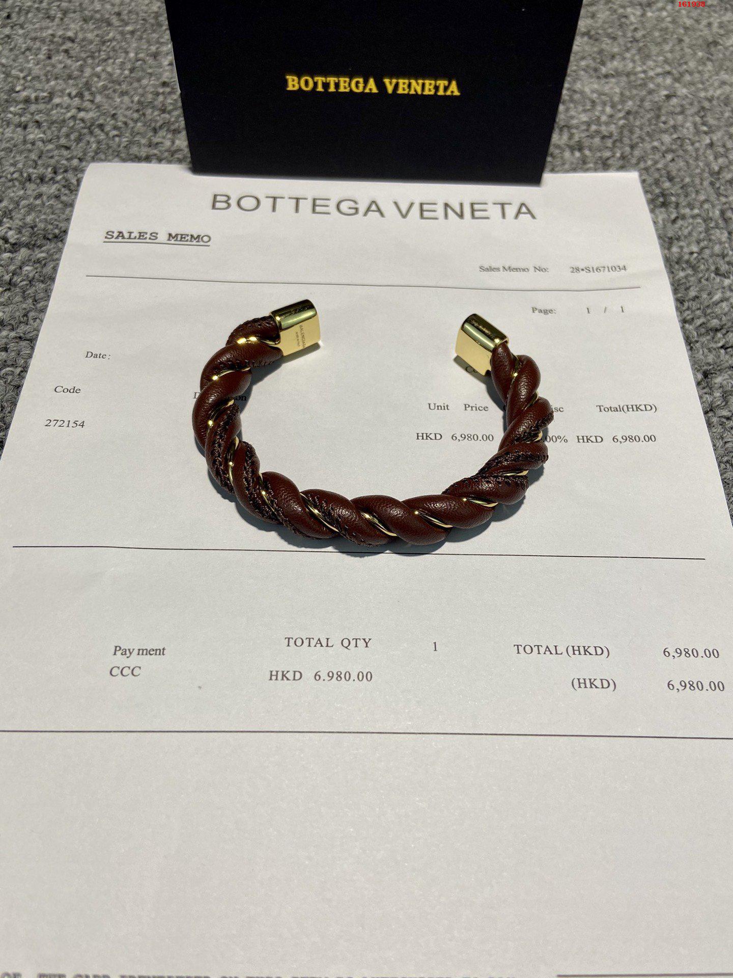 BottegaVeneta最近很火 高仿名牌手镯/手链 精仿名牌手镯/手链 原版名牌手镯/手链 A货名牌手镯/手链 原单名牌手镯/手链 