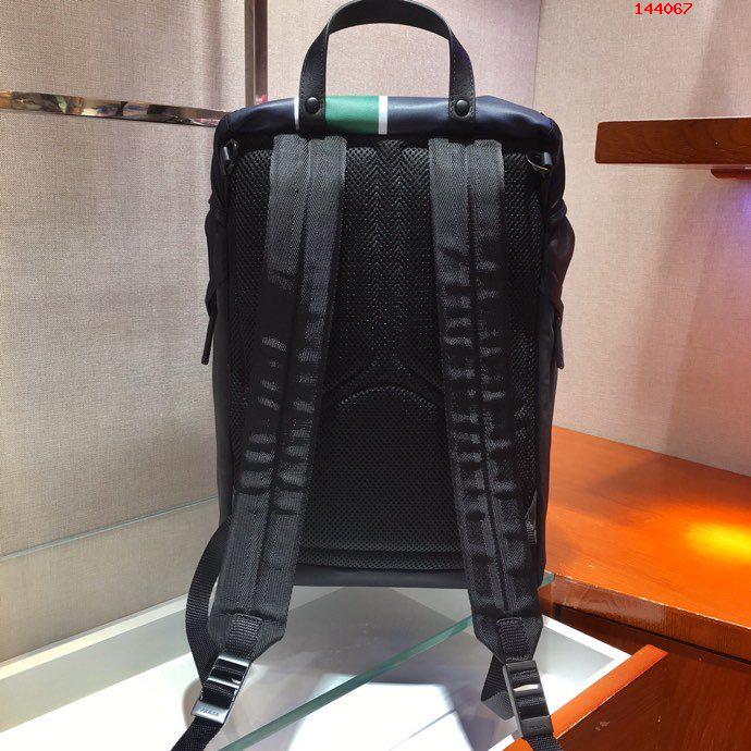 新款双肩包2VZ135原单货采用进口织物材 高仿品牌背包/双肩包 