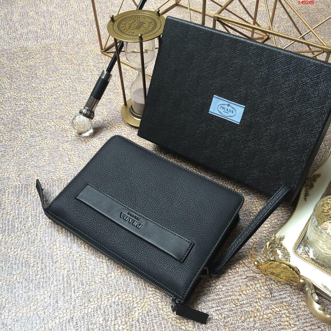 P家出新款手包001A黑色顶级货专柜 高仿品牌手拿包/钱包 