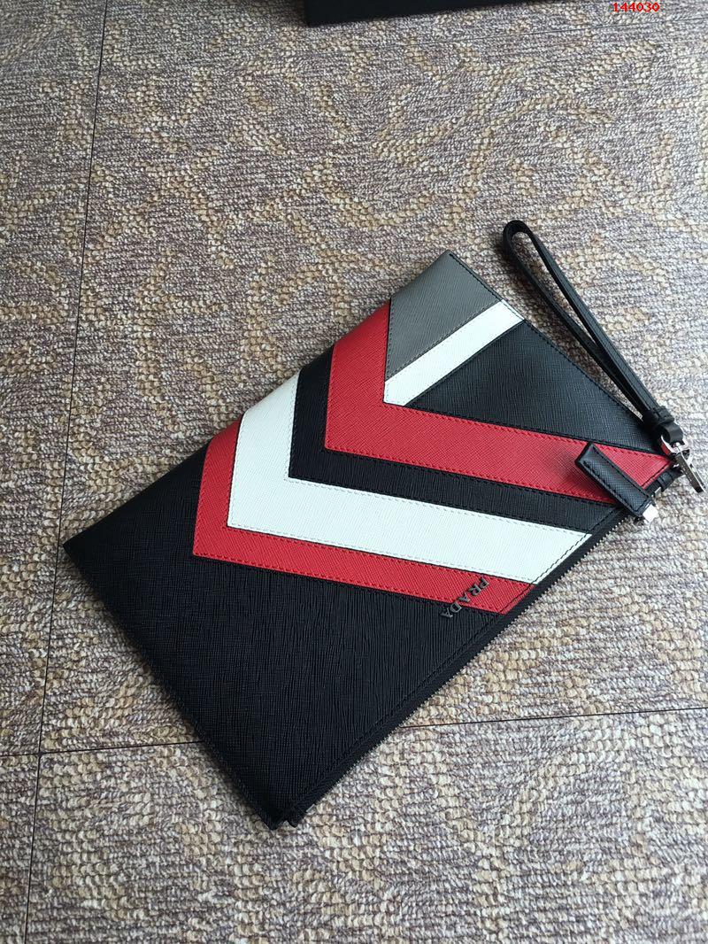 P家出新款手包2VG005黑红白采 高仿品牌手拿包/钱包 