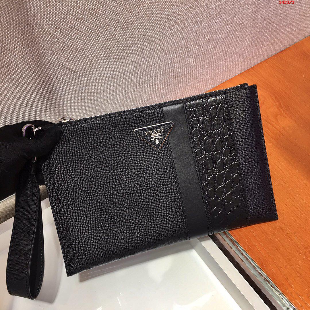 新款手包2NG005G男士手包采用Saf 高仿品牌手拿包/钱包 