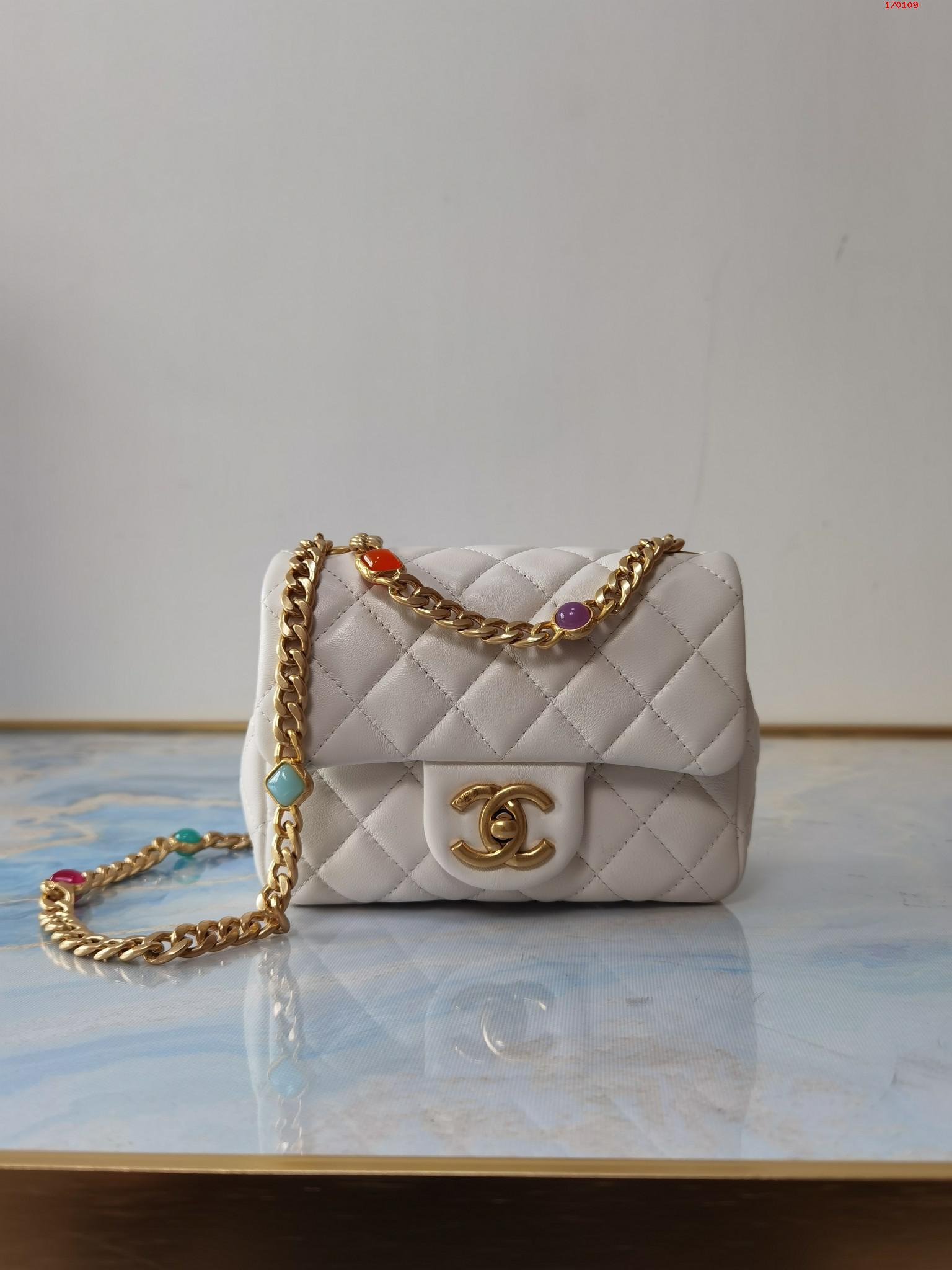 Chanel 白色 21早春宝石链条包 爆款五彩宝石口盖包 高仿香奈儿链条包 AS2379