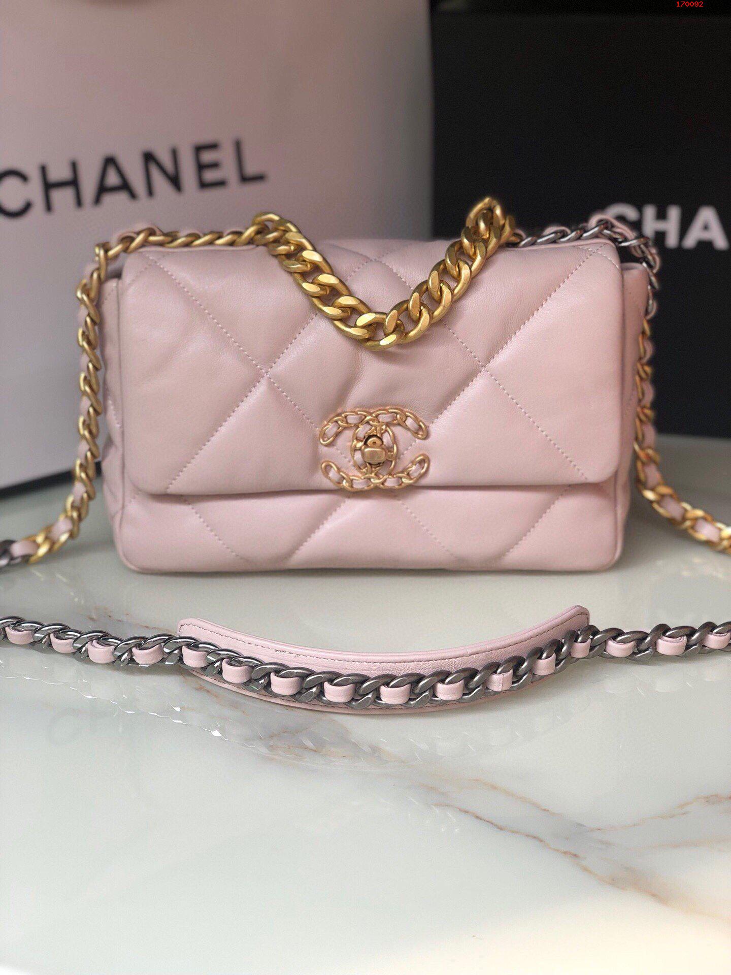 Chanel 粉色 原单进口小羊皮 里配原版布 高仿香奈儿 S1160
