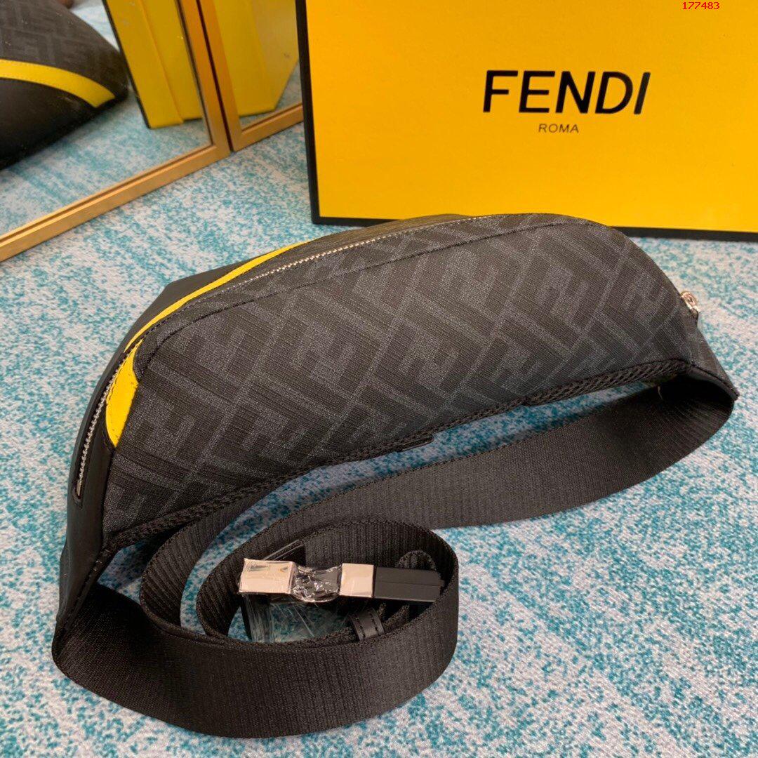 FENDI 新品老花Logo设计胸包 高仿芬迪 30240