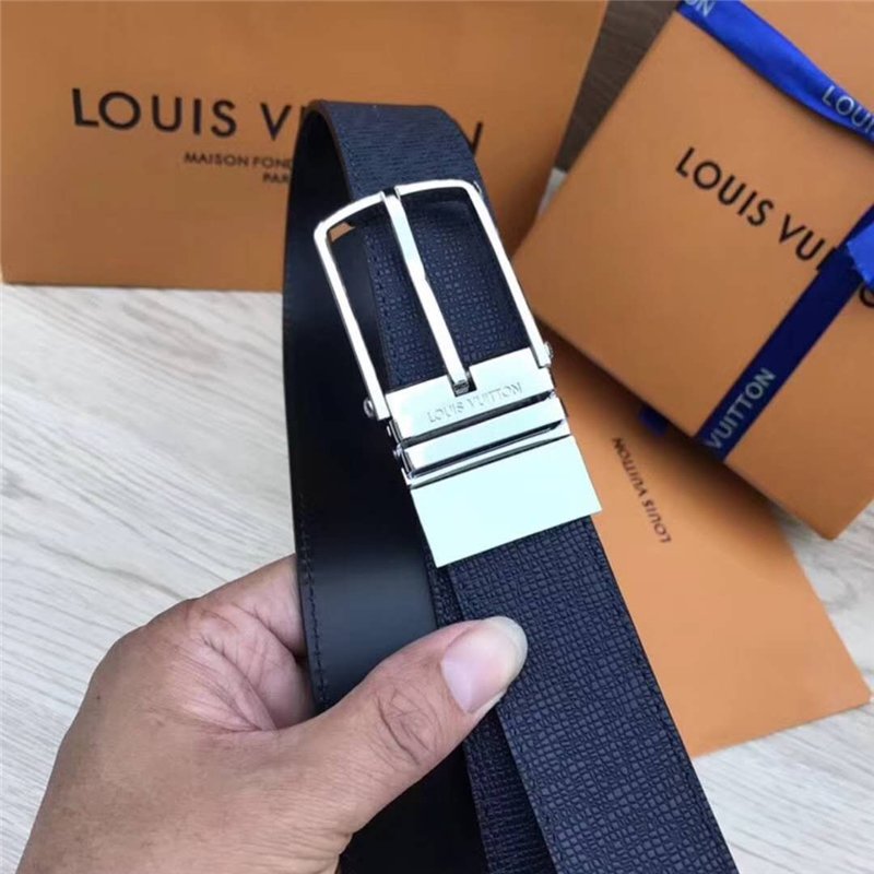 LV男士皮带/腰带 LV 专柜新包装 转动扣 手工缝线 双面可用 LV男士腰带 藏蓝色 高仿LV MP0274