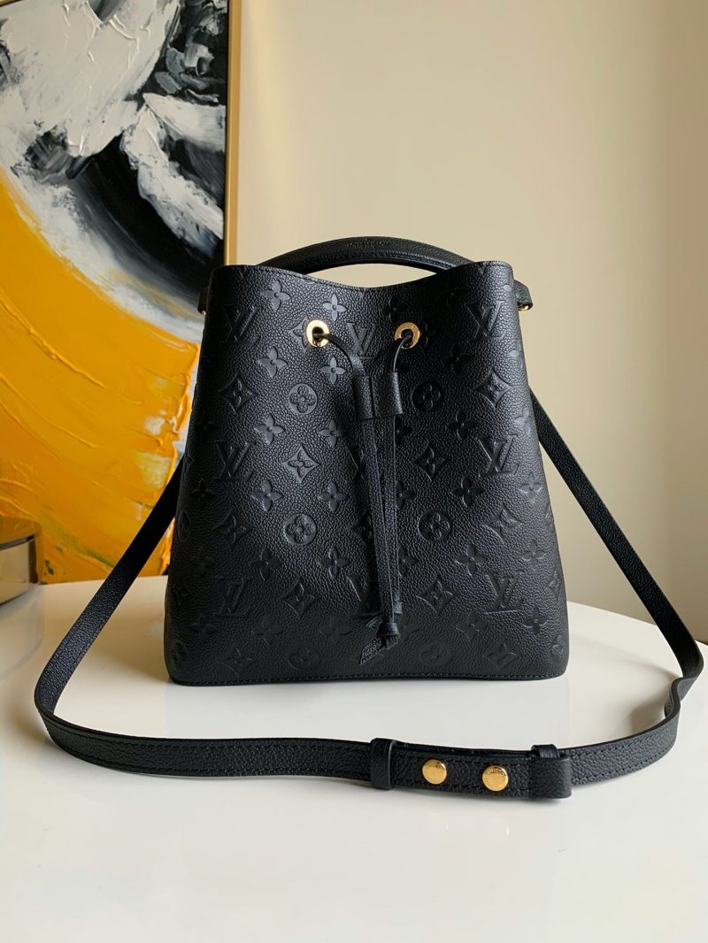 LV女包 LV NEONOE 中号手袋 Monogram Empreinte 压纹皮革女包 黑色 高仿路易威登女包 一比一高仿LV包包 M45256