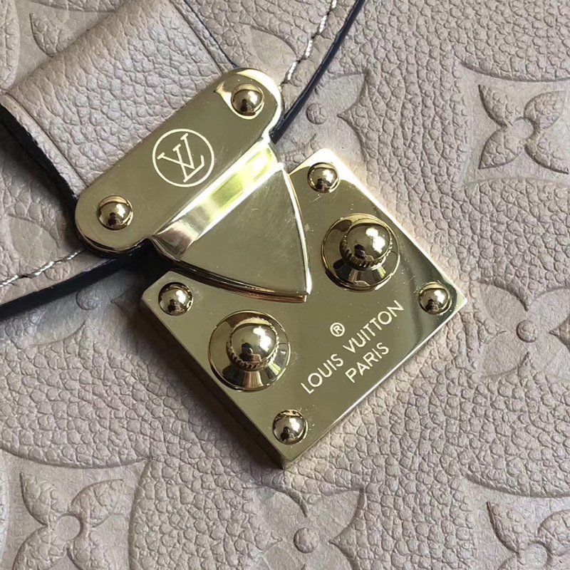 LV LV Pochette Metis 手袋 LV全皮压花女包 LV邮差包 LV空姐包 杏色 高仿路易威登包包 一比一原单LV女包 M44245