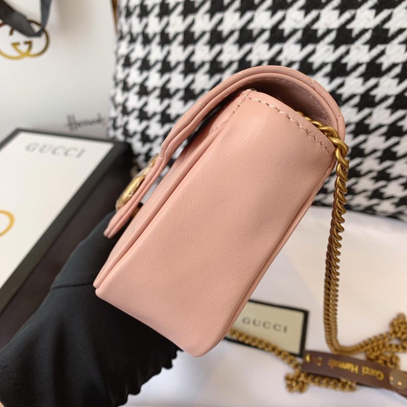 古驰女包 Gucci GG Marmont系列绗缝皮革超迷你手袋 粉色 原单古驰 476433