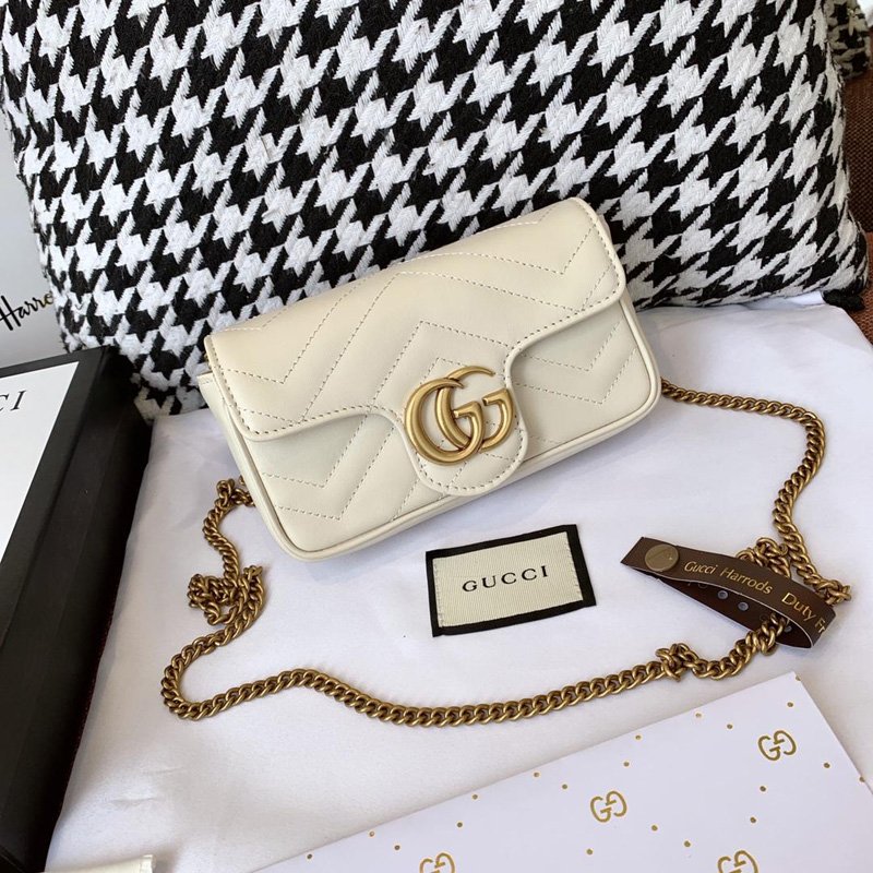 古驰女包 Gucci GG Marmont系列绗缝皮革超迷你手袋 白色 原单古驰 476433