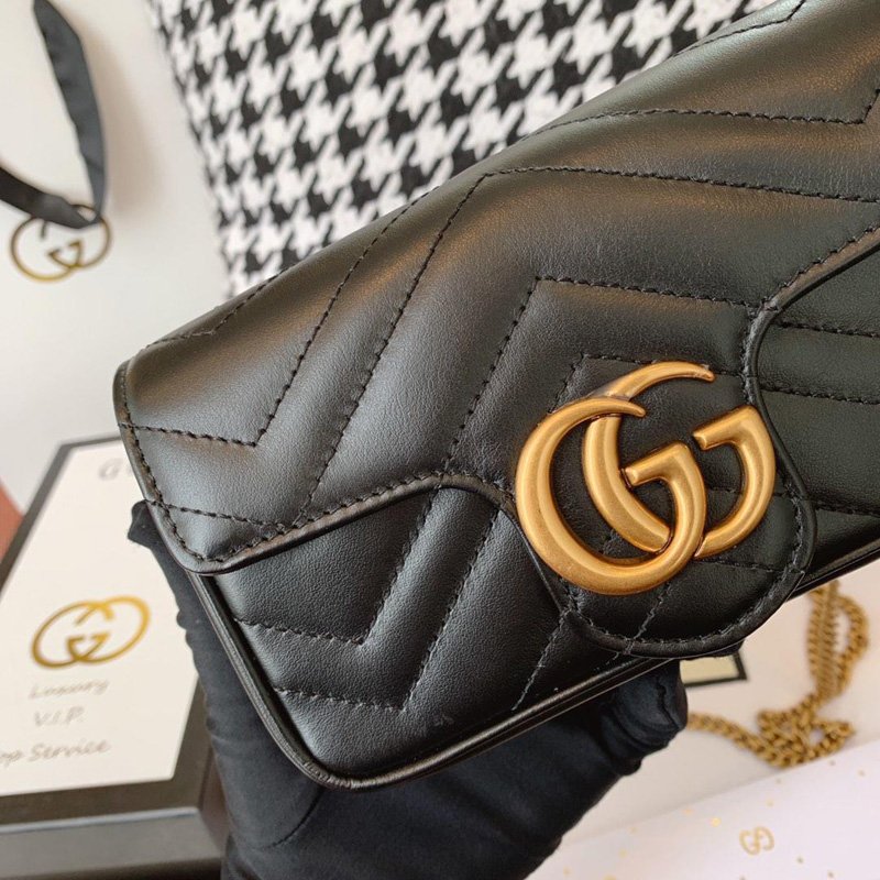 古驰女包 DSVRT 1000 Gucci GG Marmont系列绗缝皮革超迷你手袋 黑色 原单古驰 476433DSVRT1000