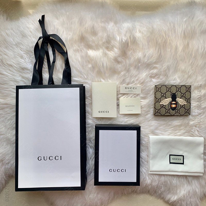451268 Gucci 密封印花GG高级人造帆布钱包