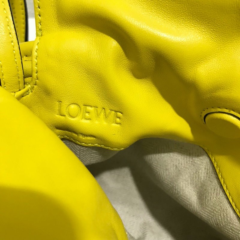 罗意威女包 Loewe MINI FLAMENCO KNOT绳结系列手拿包 黄色 原单罗意威女包 