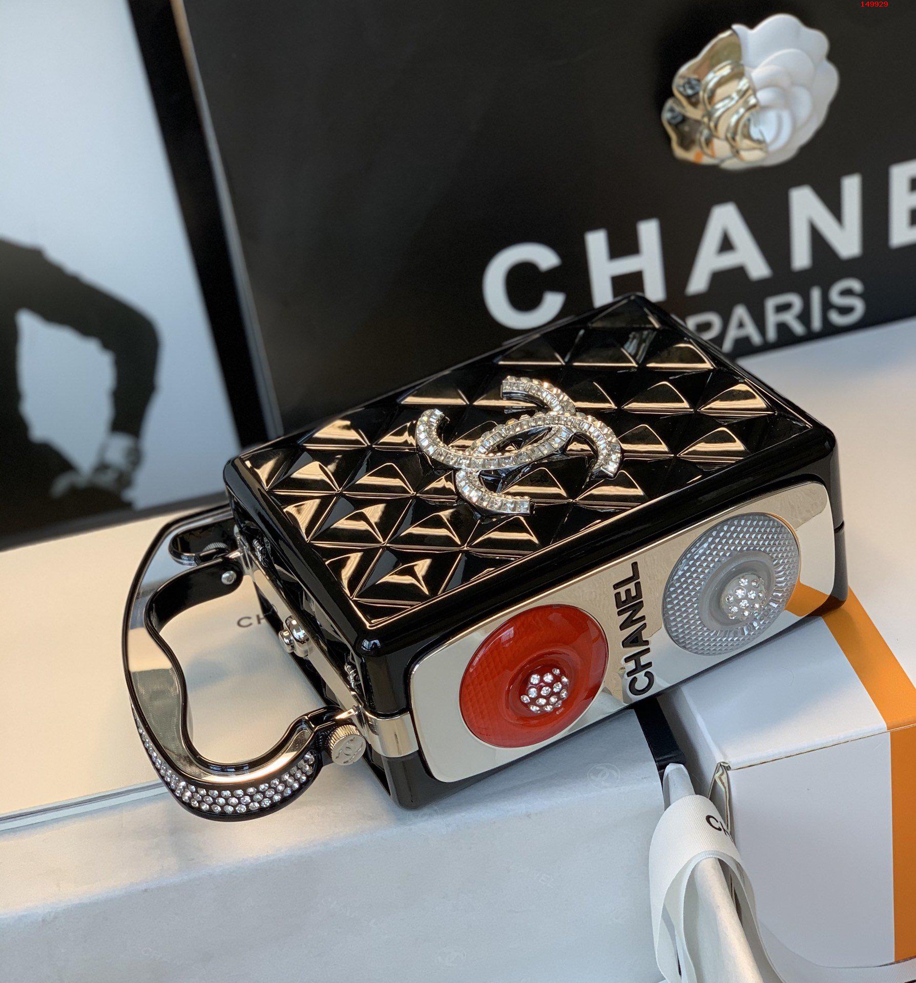 回货啦Chanel这一款2023春夏限量 哪里买高仿香奈儿包包? 精仿香奈儿女包 原版香奈儿女包 A货香奈儿女包 高仿香奈儿女包 