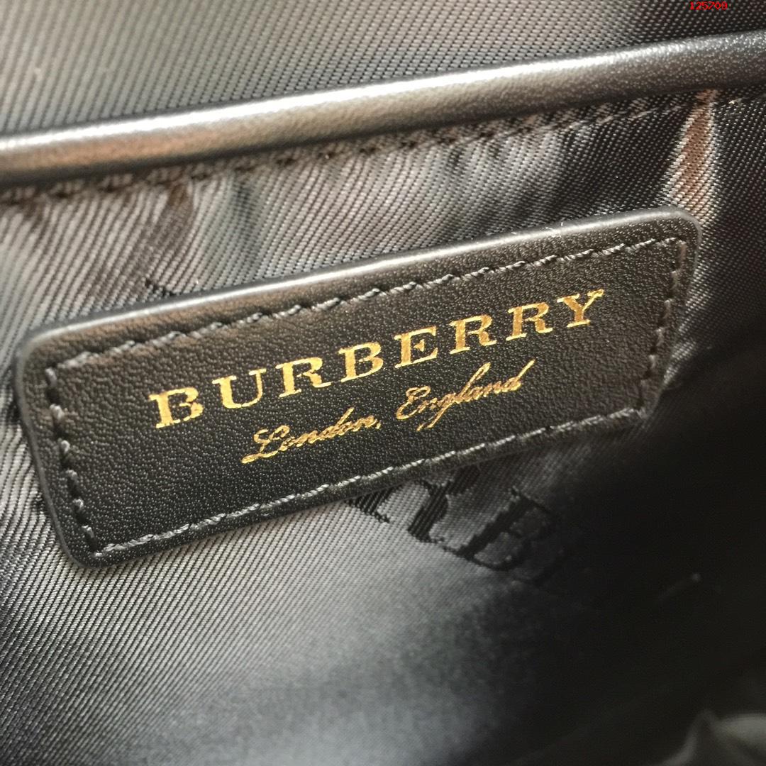 Burberry 巴宝莉专柜新款军旅背包 高仿宝格丽官网正品包包 B9591