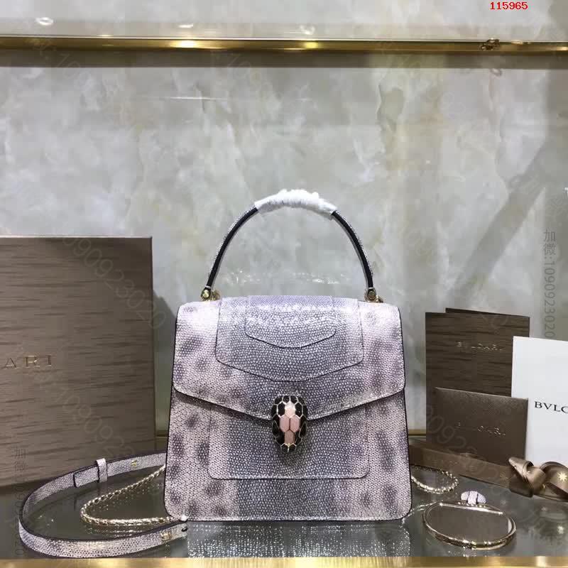 宝格丽Bvlgari2023年最新限量款水蛇皮蛇头包包