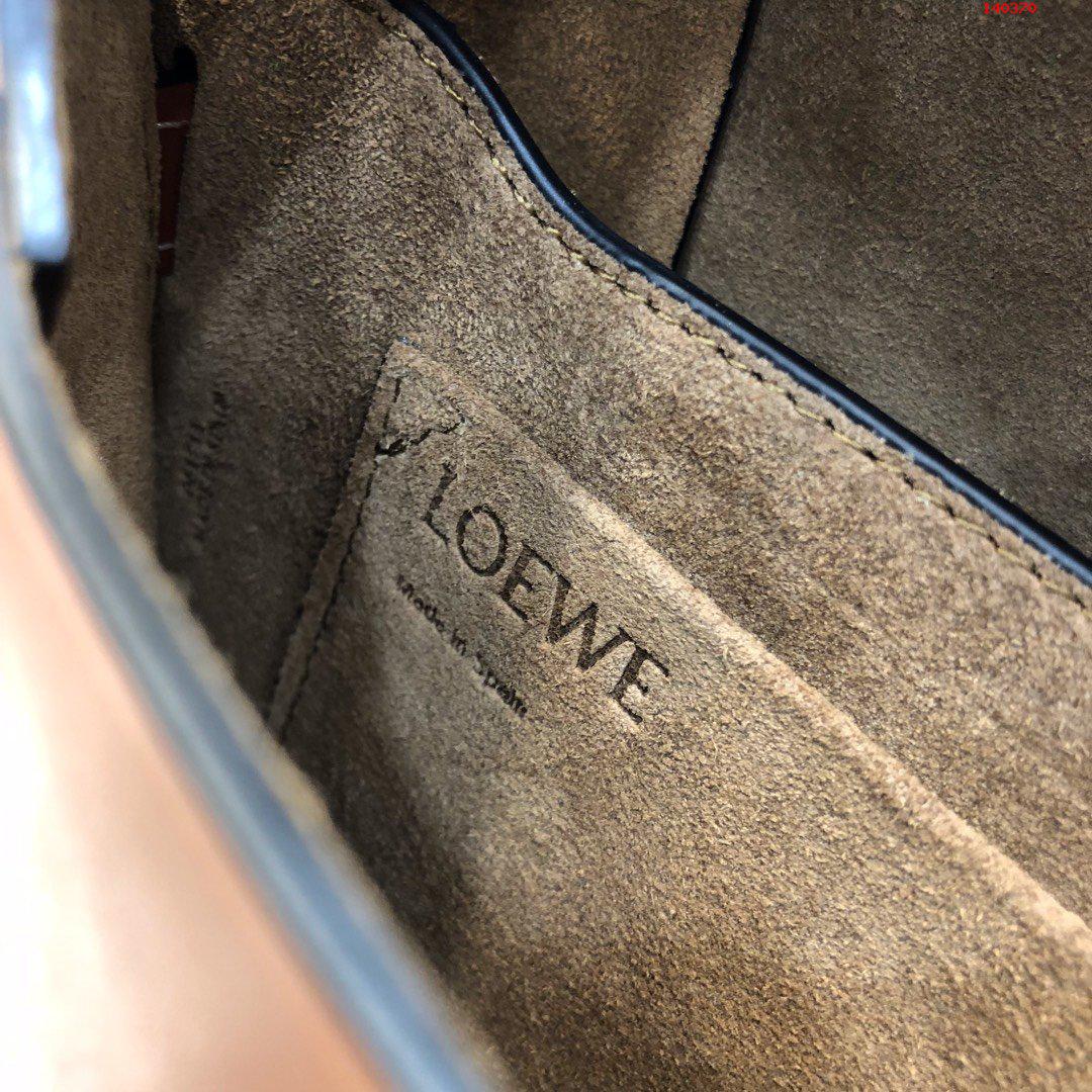 预定中平纹皮Loewe最新色燕 哪里可以用买高仿罗意威包包? 精仿罗意威女包 原版罗意威女包 A货罗意威女包 原单罗意威女包 10183