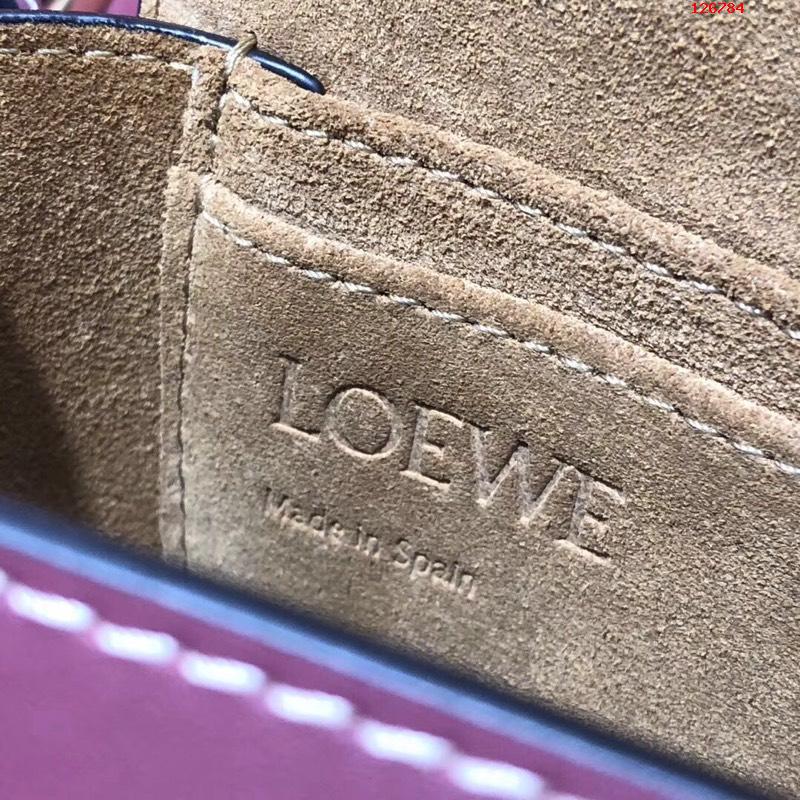 Loewe 罗意威专柜新款Gate胸包& 到哪里可以买到高仿罗意威包包 精仿罗意威女包 原版罗意威女包 A货罗意威女包 原单罗意威包包 10180
