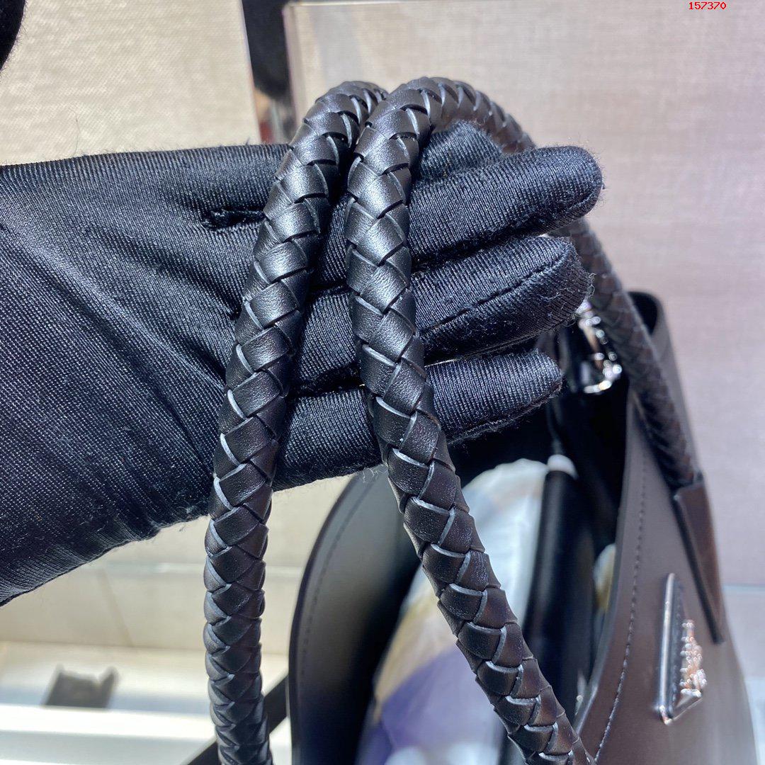 新款编织手袋编织提手设计可拆卸 高仿普拉达包包 A货普拉达女包 原单普拉达 1BG775