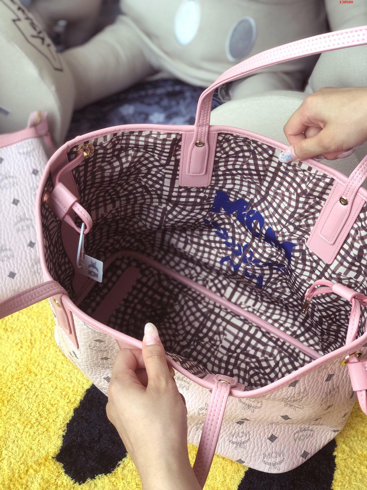 Anya购物袋可在通勤时使用小包可以做 高仿MCM包包 精仿MCM女包 原版MCM女包 A货MCM女包 原单MCM女包 