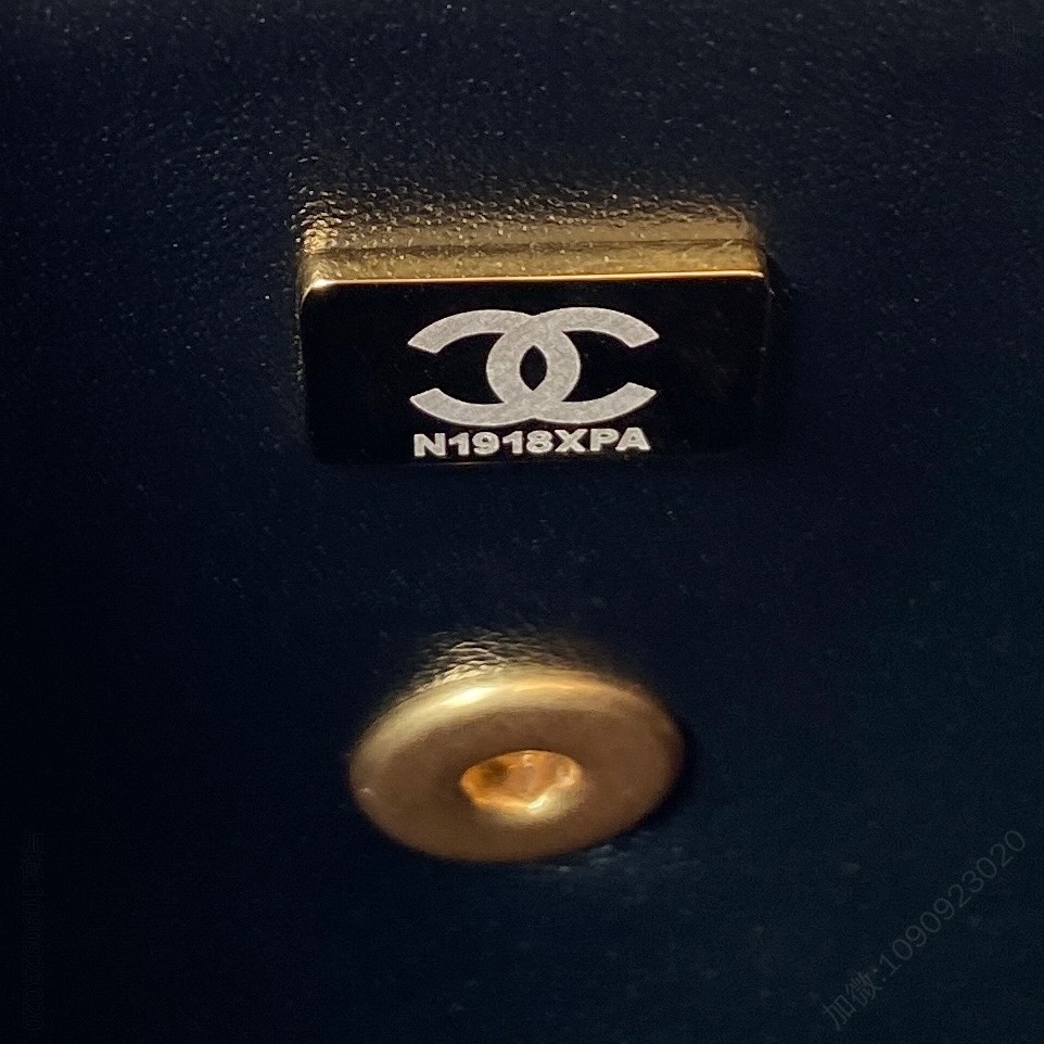 香奈儿翻盖包 高级手工坊系列 small flap bag AS4233 23A最实用的镂空手柄翻盖包 AS4233