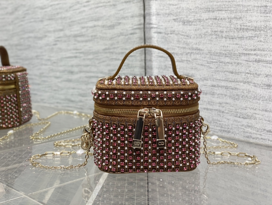 高仿迪奥女包 Dior 迪奥最新限量版超迷你化妆包 