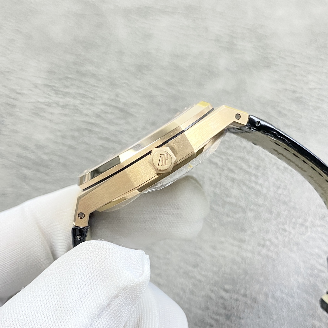 高仿爱彼手表 爱彼皇家橡树15510AP50周年特别版腕表 采用4302一体机芯 15510AP50