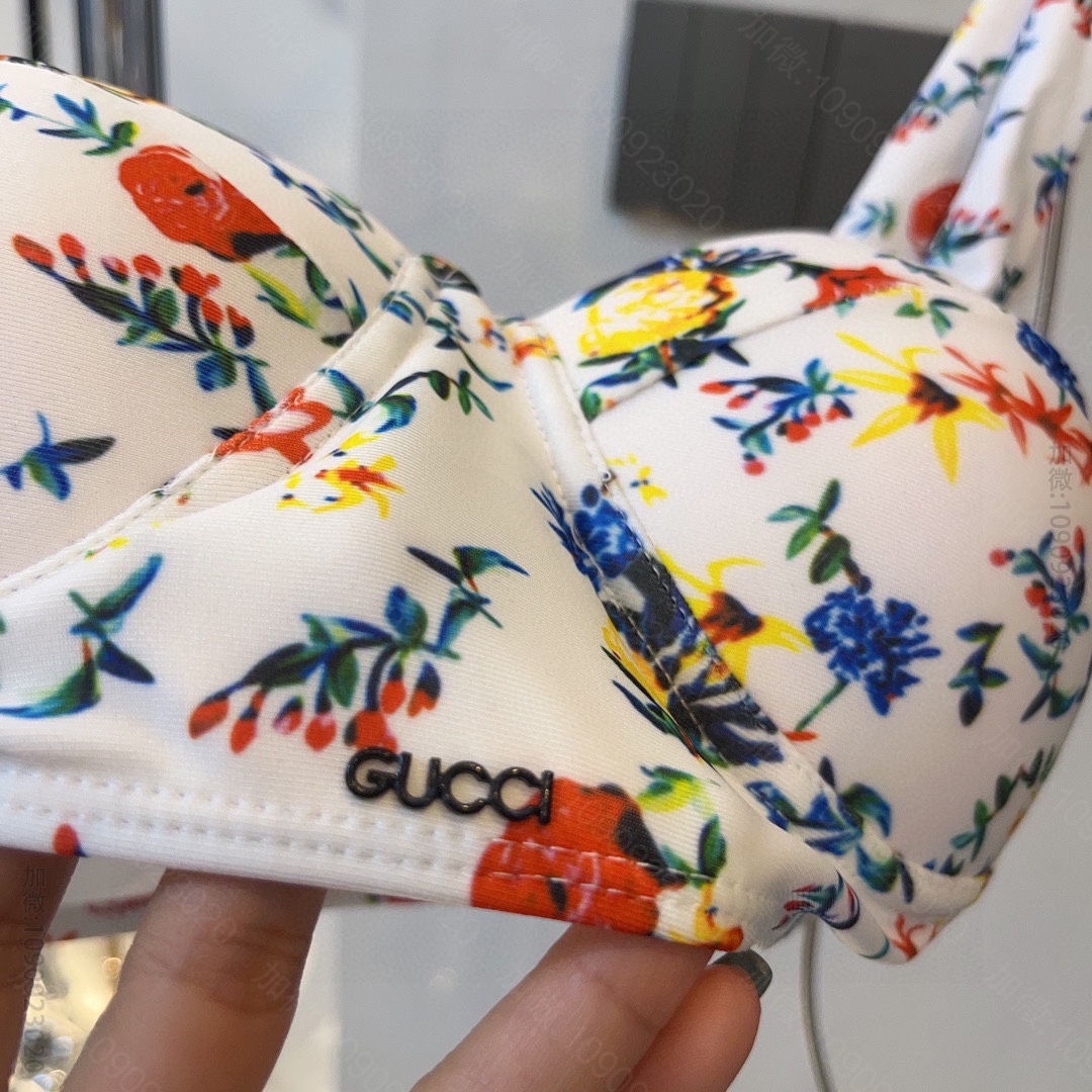 古驰分体泳衣 Gucci 新款分体泳衣，吊带带钢圈托胸+三角短裤 