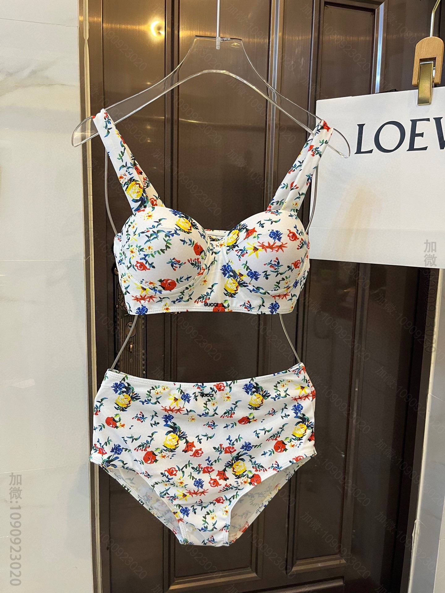 古驰分体泳衣 Gucci 新款分体泳衣，吊带带钢圈托胸+三角短裤 