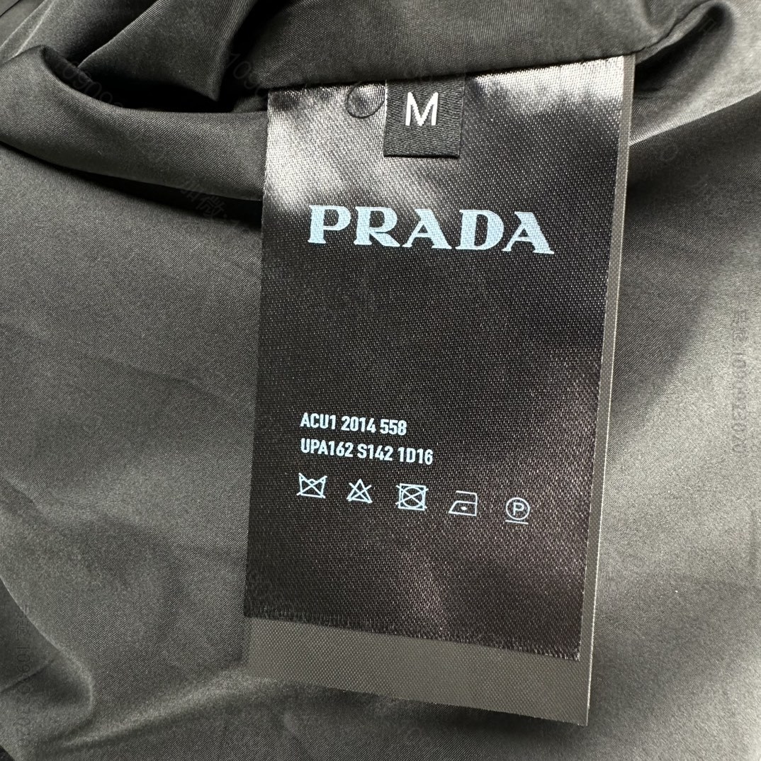 高仿普拉达男装 Prada 普拉达*阿迪联名2023新款三条杠情侣款连帽外套 