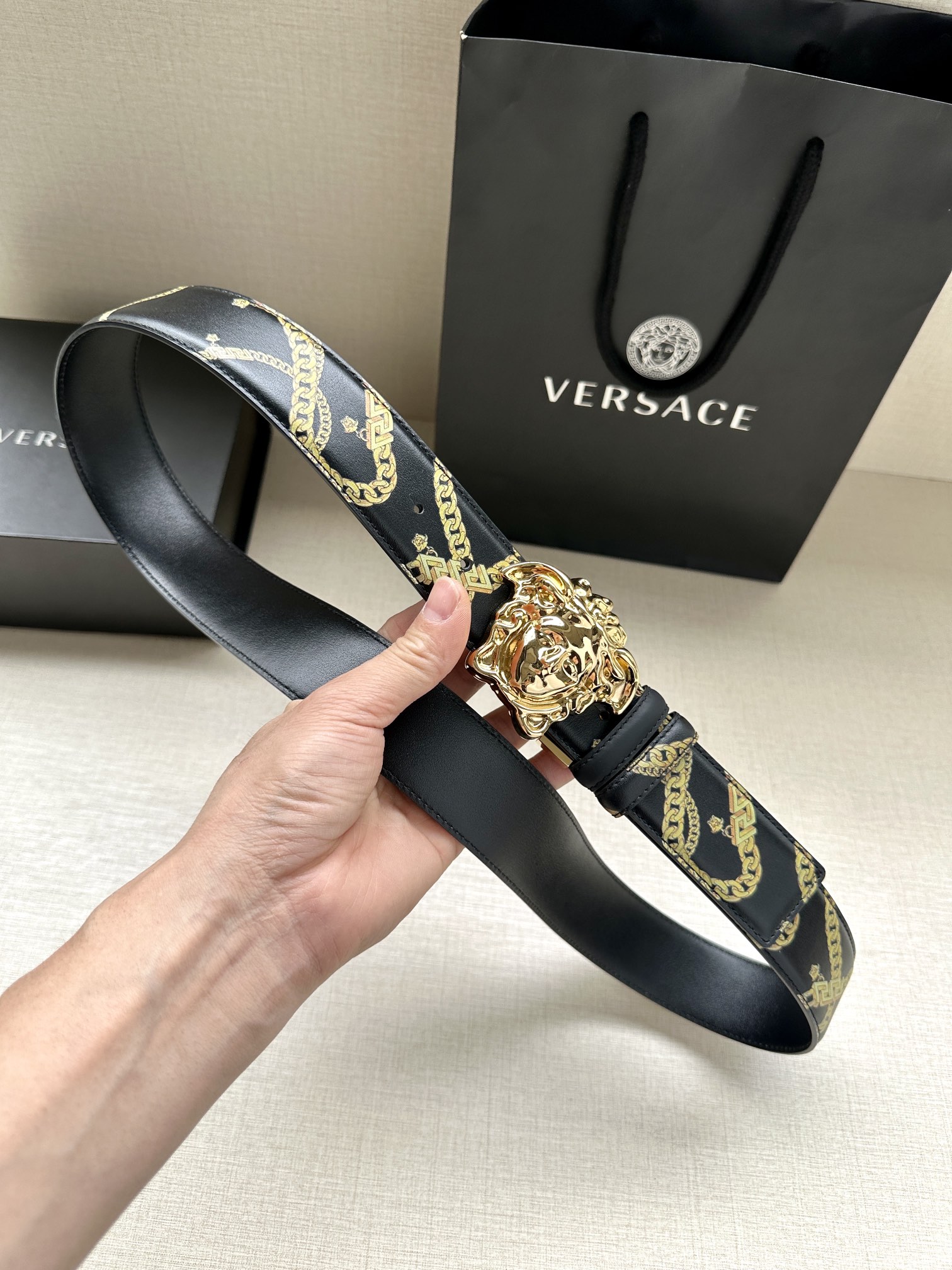 美杜莎皮带 VERSACE（范思哲）Le Pop Classique图案印花皮带 