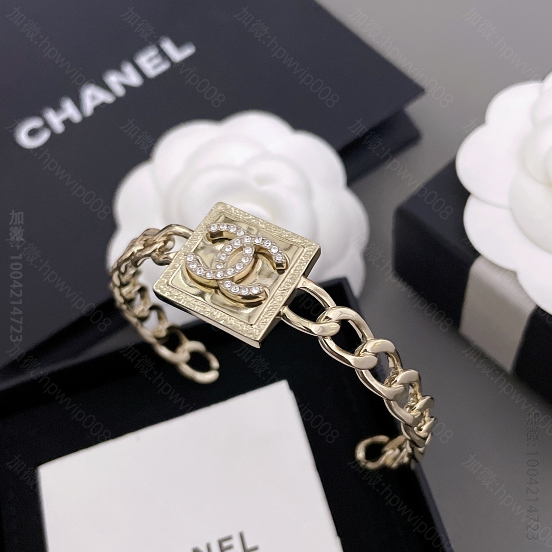 原单香奈儿饰品 Chanel 香奈儿金属方块手镯 绝美方块手镯 开口设计 